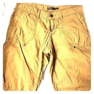 Prana Cotton hiking shorts size 6 Bermuda